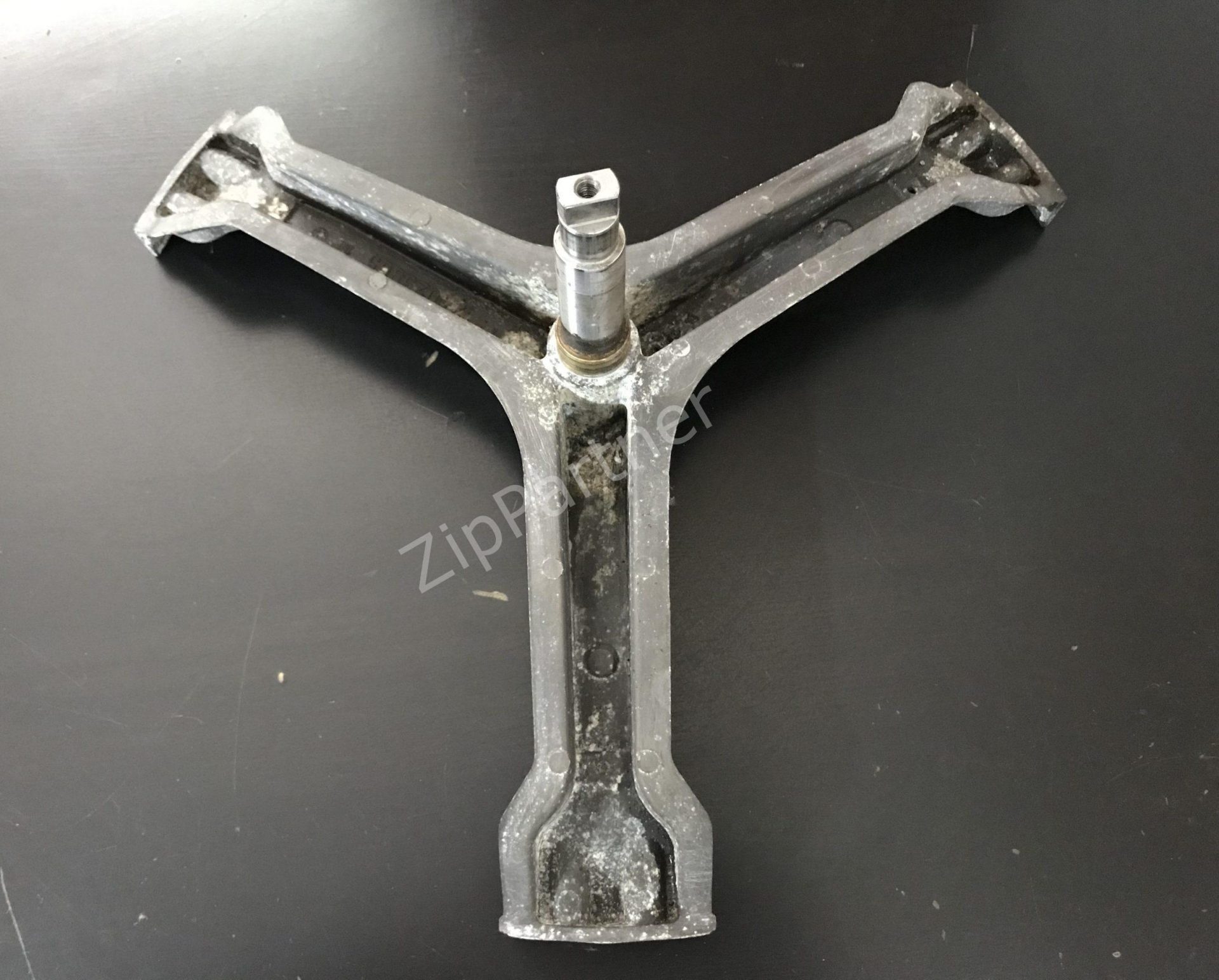 Крестовина AEG, Electrolux, Zanussi 50239967008 (б/у)