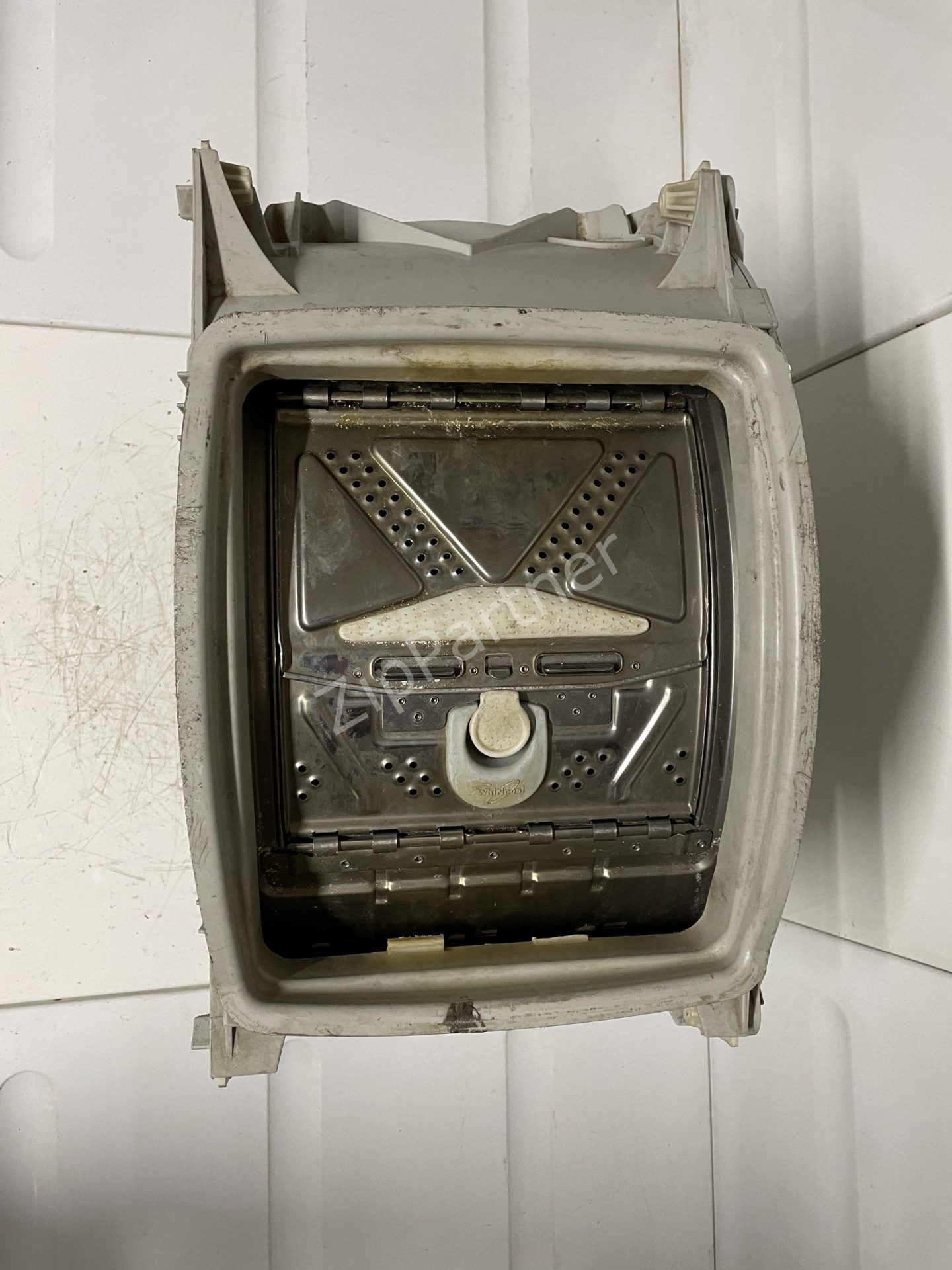 Бак Bosch, Siemens, Whirlpool 481241818748 (б/у)