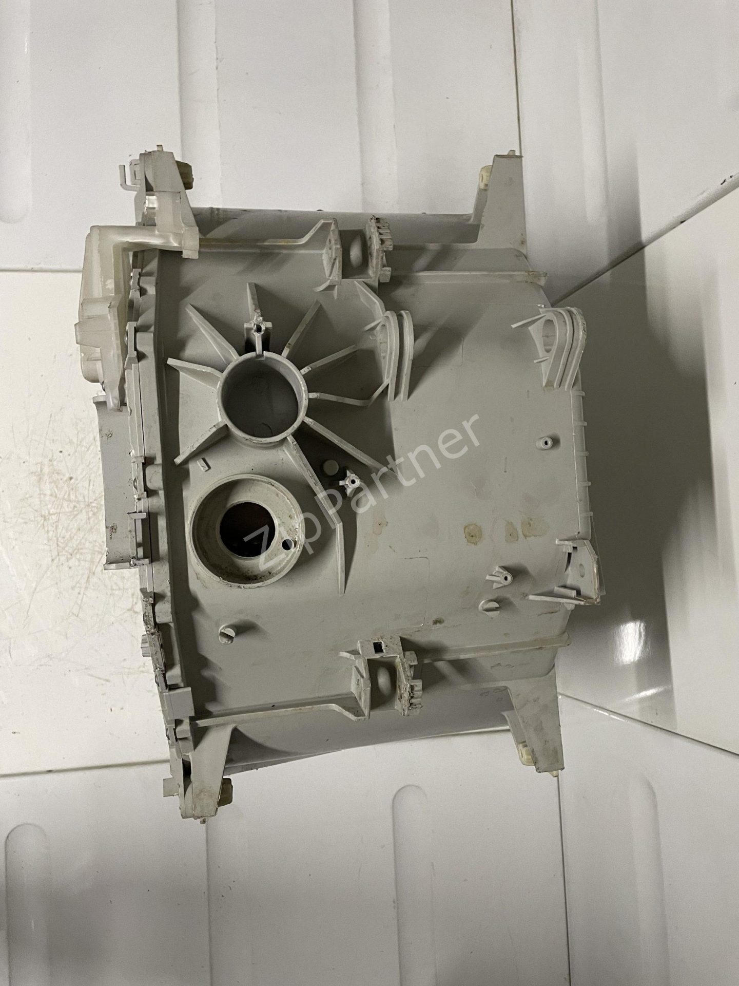 Бак Bosch, Siemens, Whirlpool 481241818748 (б/у) — изображение 5