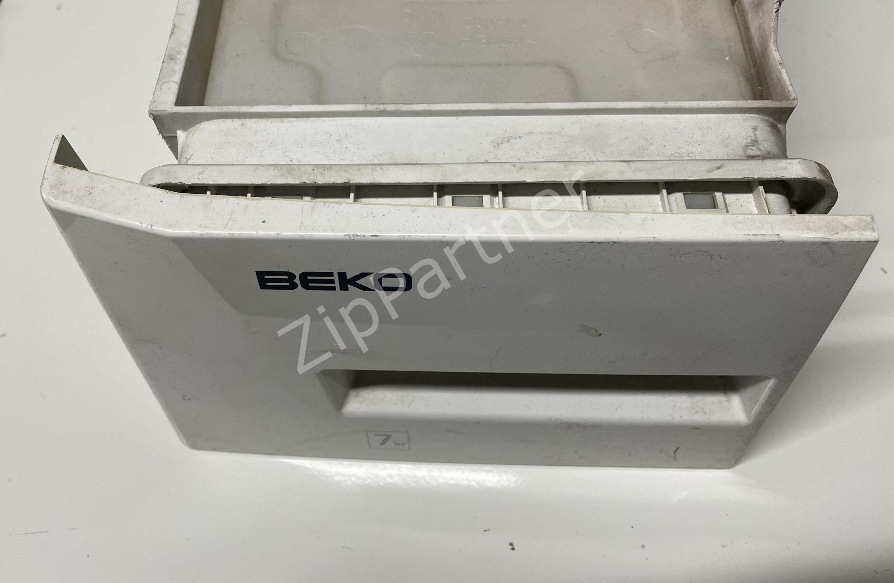 Бункер с резервуаром Beko 296246 (б/у) — изображение 2