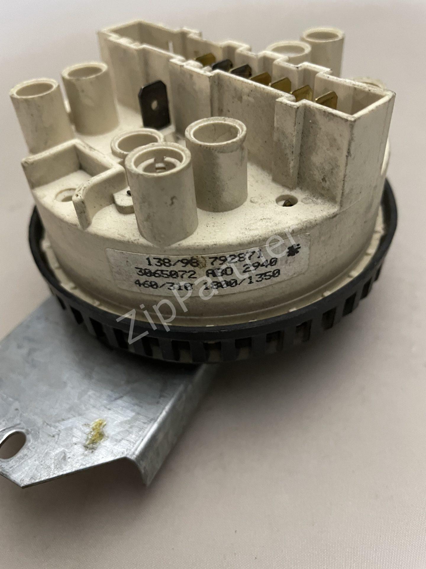 Прессостат Bosch, Siemens 460/310, 1800/1350 2940, 260751 (б/у) — изображение 4