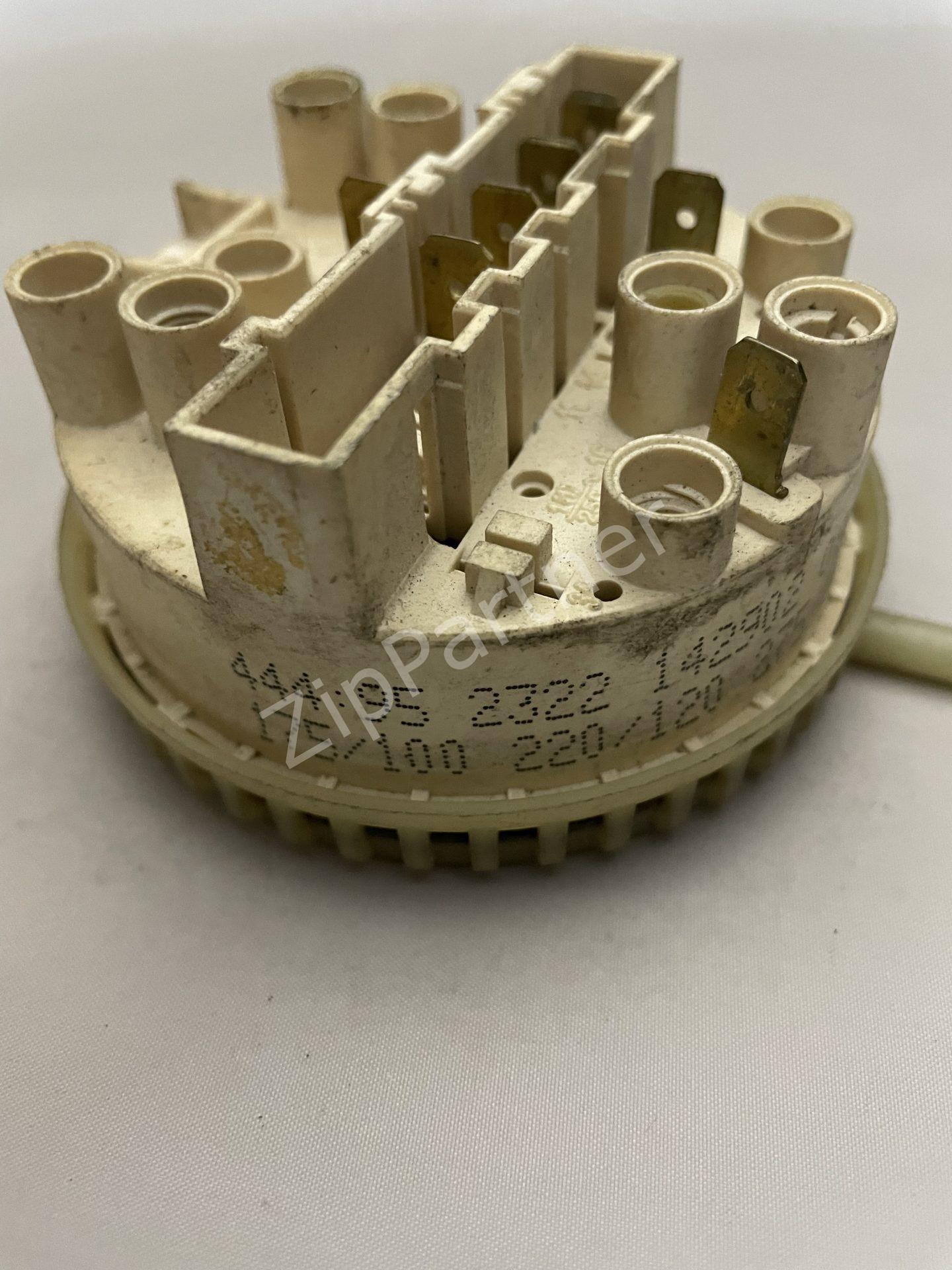Прессостат Ariston, Indesit 175/100, 220/120 275 (б/у) — изображение 2