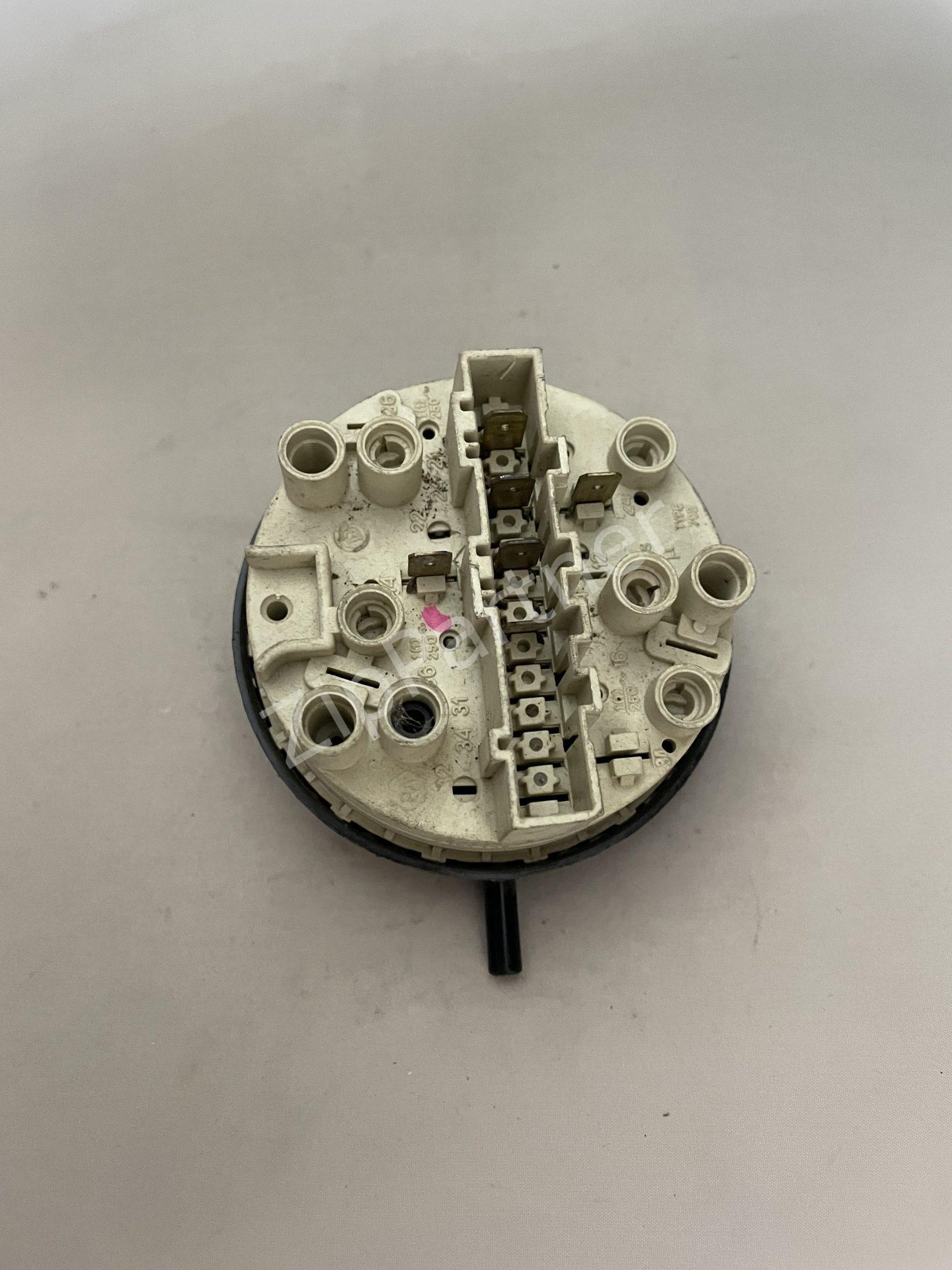 Прессостат AEG, Electrolux, Zanussi 60/30, 230/150 (б/у)