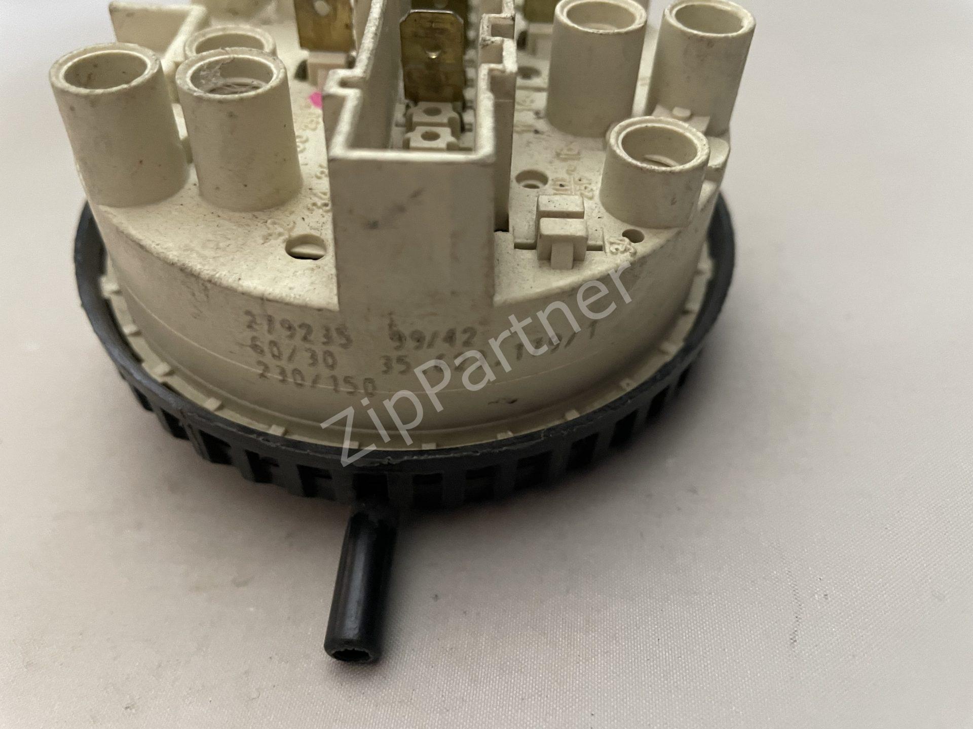 Прессостат AEG, Electrolux, Zanussi 60/30, 230/150 (б/у) — изображение 2