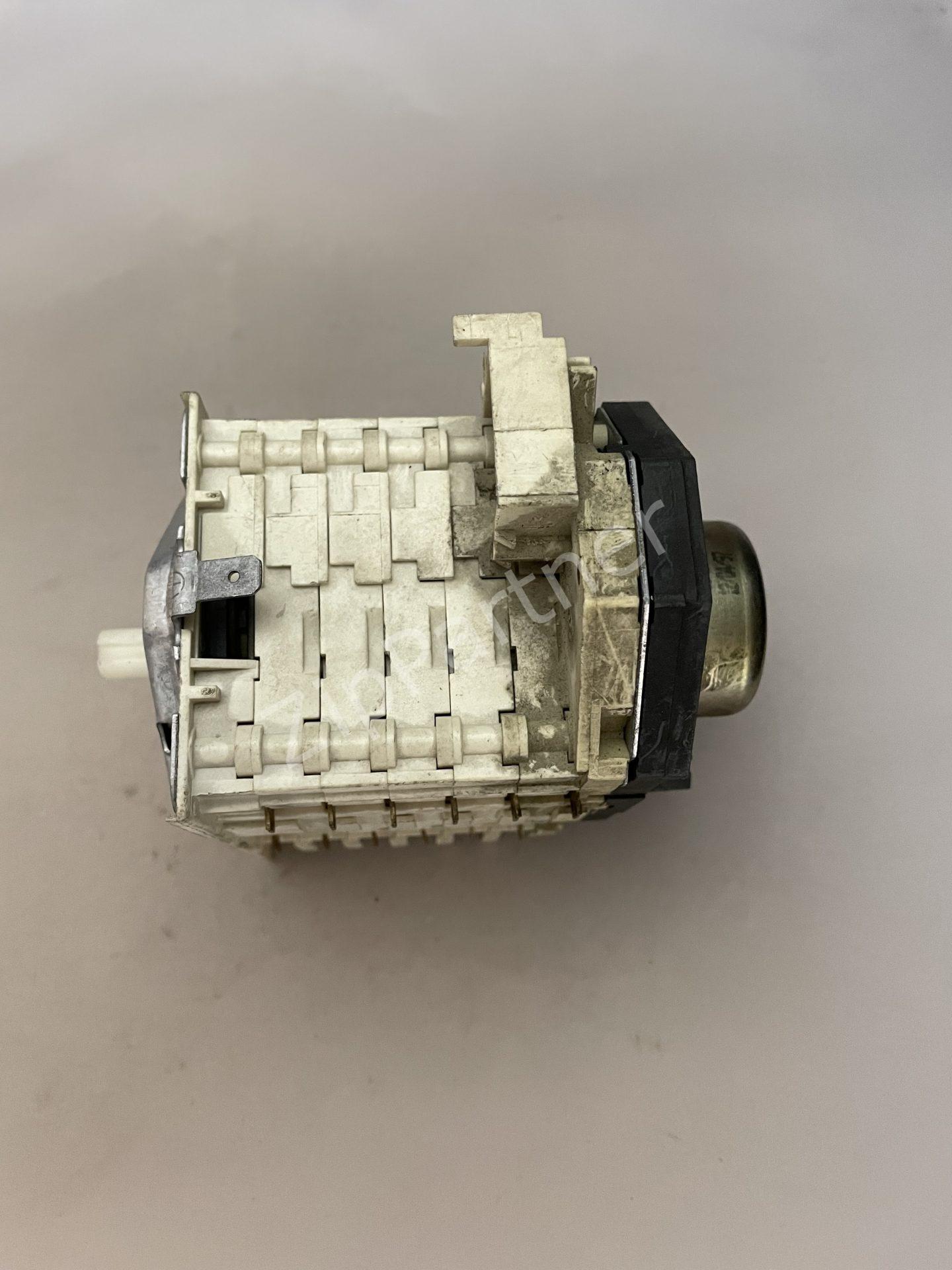 Программатор Ariston, Indesit EC4254.02C04 C00033059 (б/у) — изображение 6