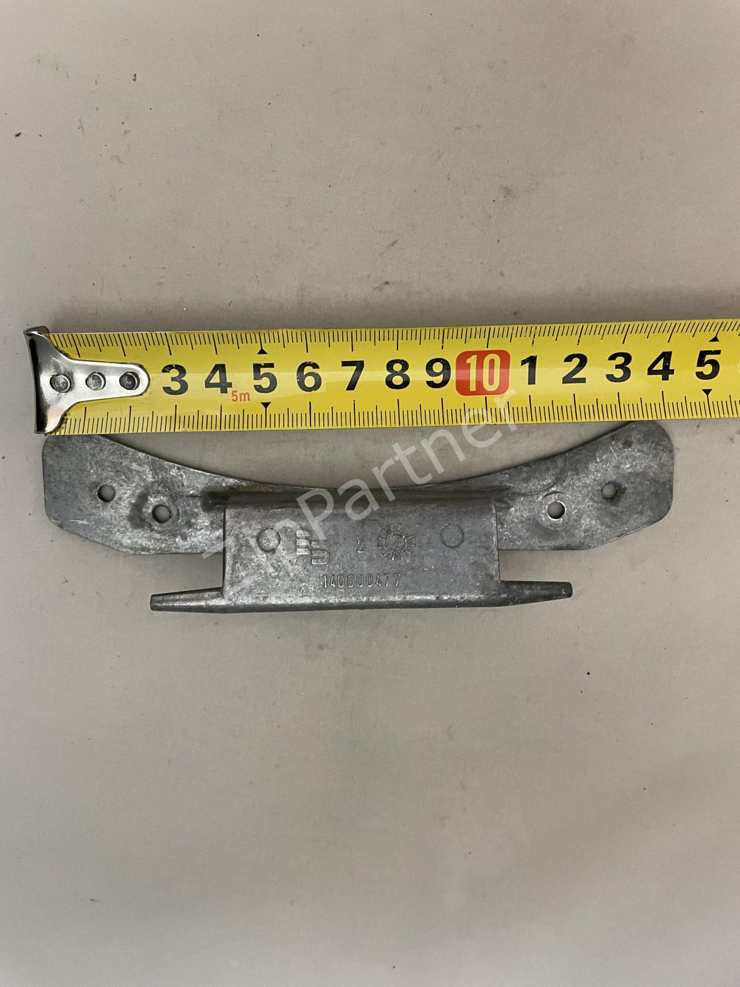 Петля люка Ariston, Indesit C00043636 (б/у) — изображение 4