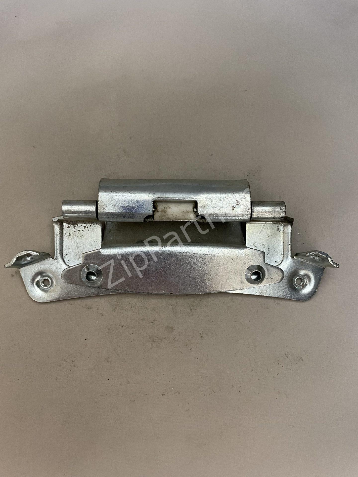 Петля люка AEG, Electrolux, Zanussi 1323641009 (б/у) — изображение 2