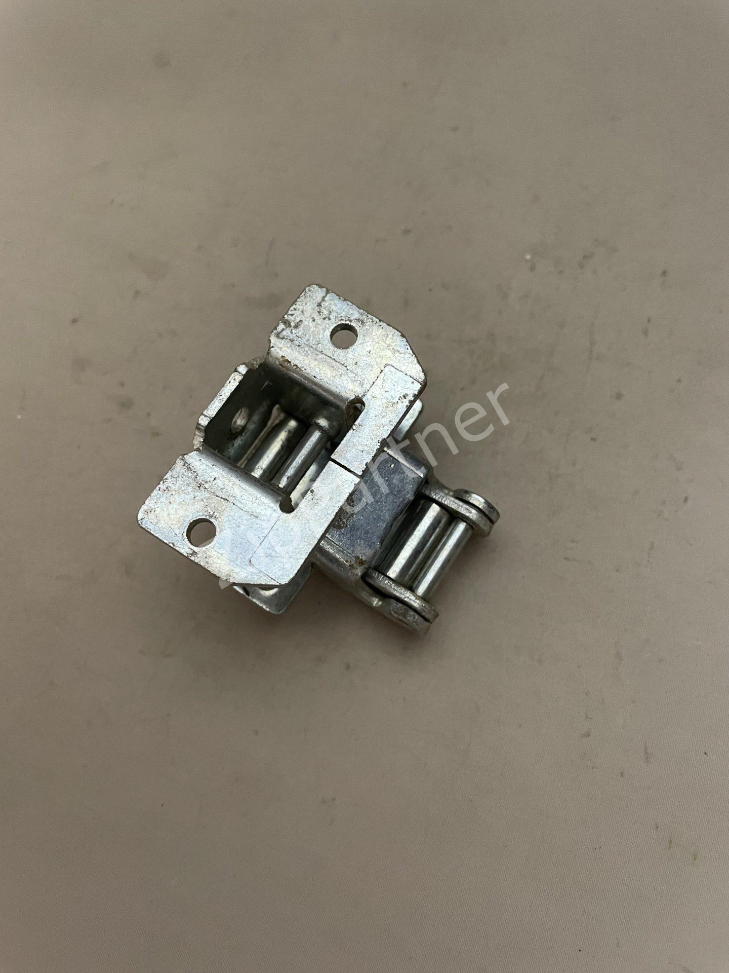 Петля люка Ariston, Indesit С00064541 (б/у) — изображение 3