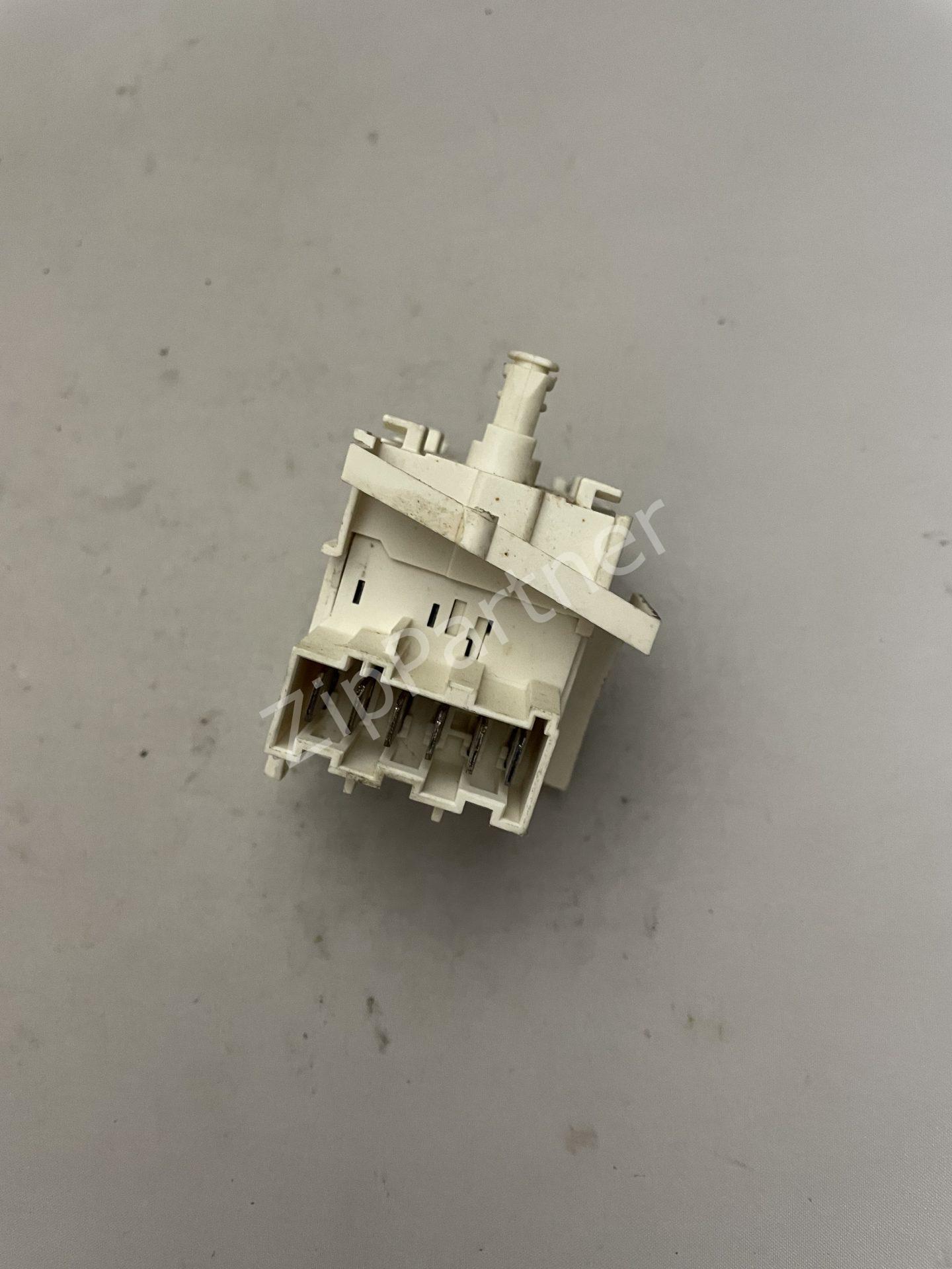 Кнопка Bosch, Siemens 5600052536, 424410 (б/у)