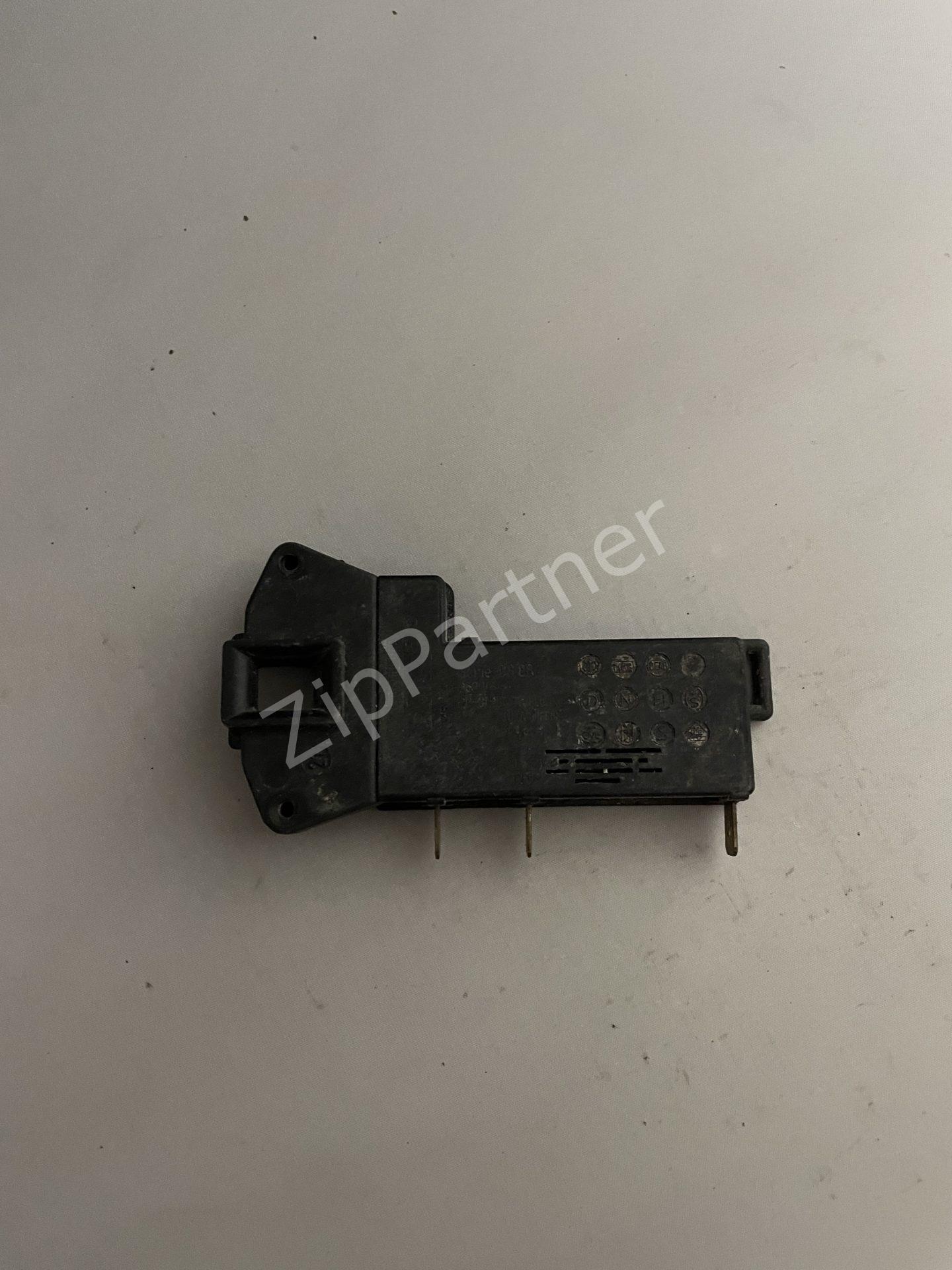 УБЛ Ariston, Ardo, Bosch, Candy, Indesit, Siemens C00105104, 060096 (б/у)