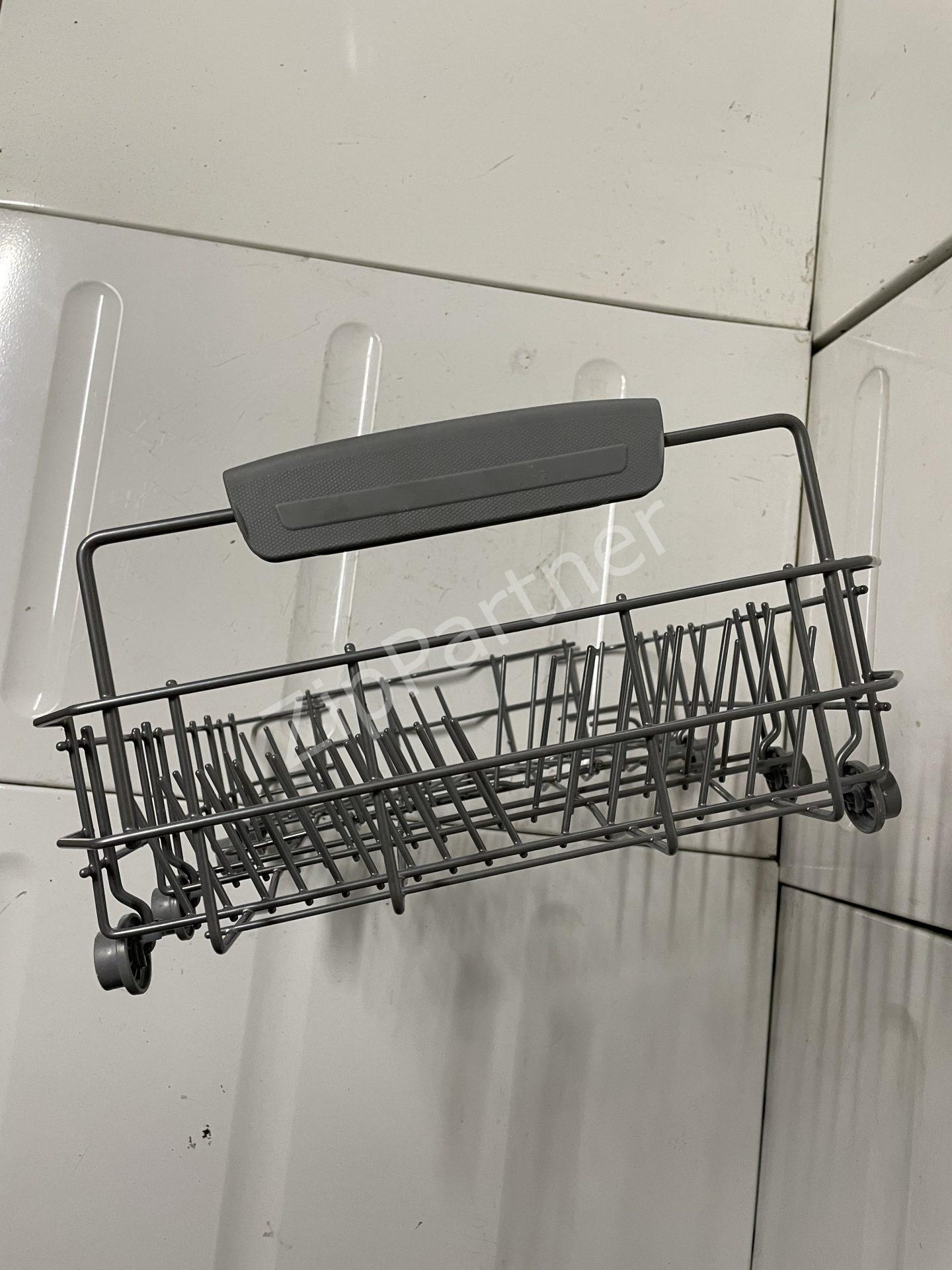 Нижняя корзина Ariston, Indesit C00307037 (б/у) — изображение 4