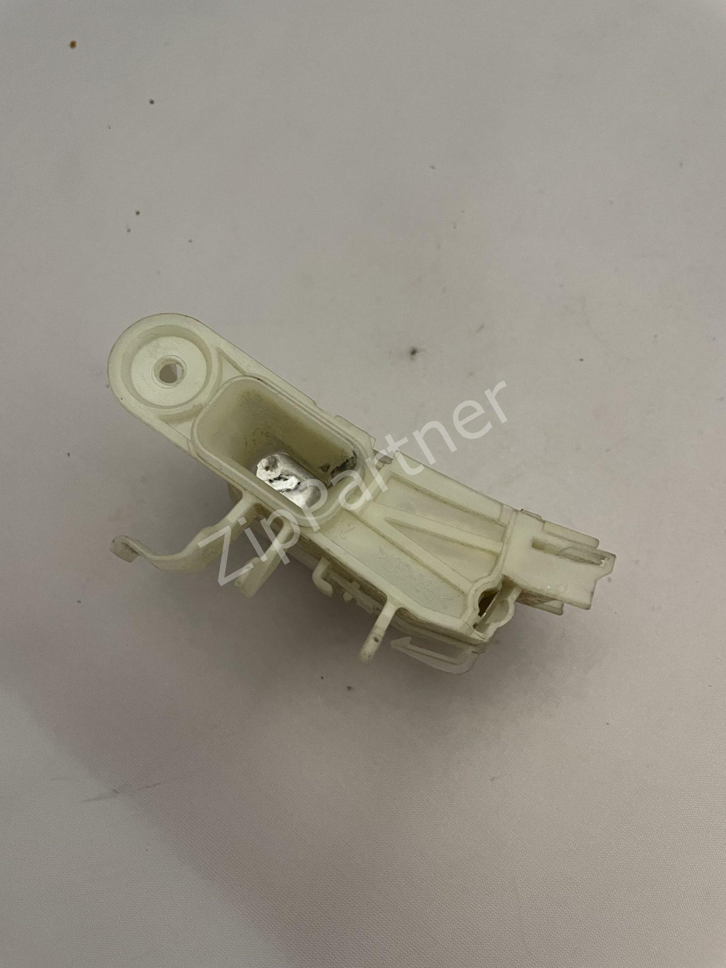 Микропереключатель дверцы Bosch, Siemens 623850 (б/у) — изображение 4