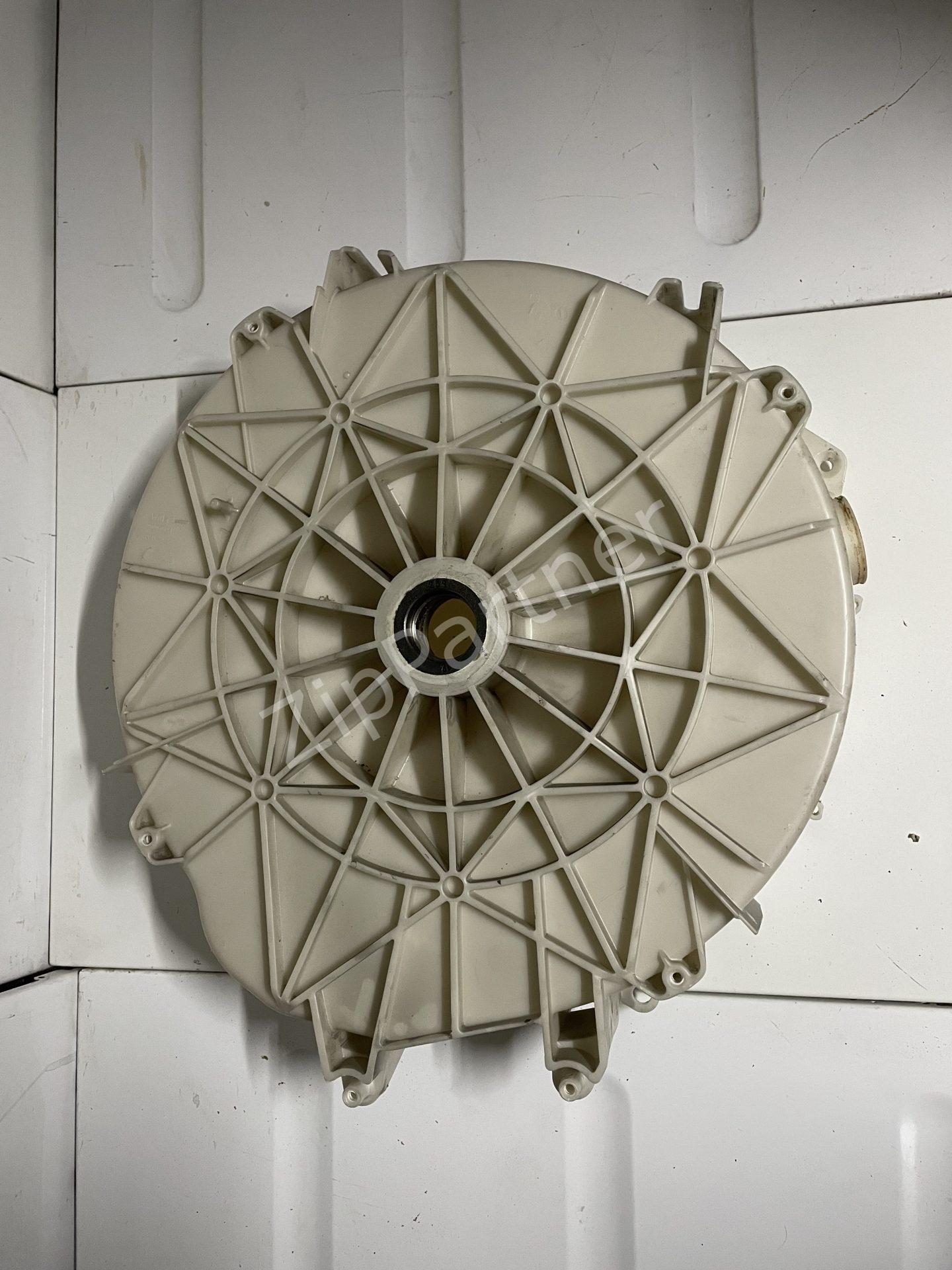 Задний полубак Bosch, Siemens 249132 (б/у)