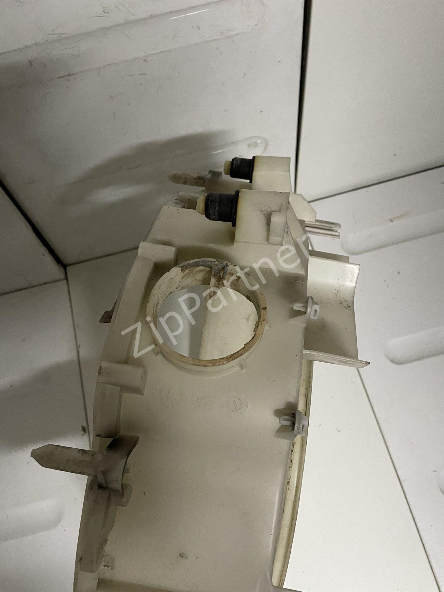 Передний полубак Bosch, Siemens 9000169168 (б/у) — изображение 3