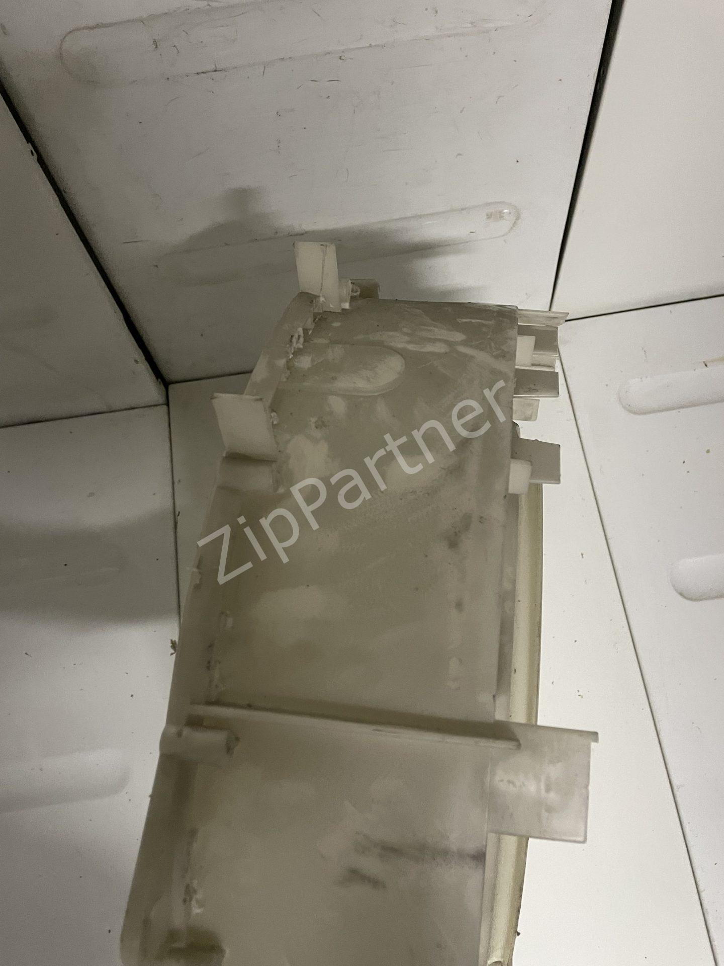 Передний полубак Bosch, Siemens 9000169168 (б/у) — изображение 5