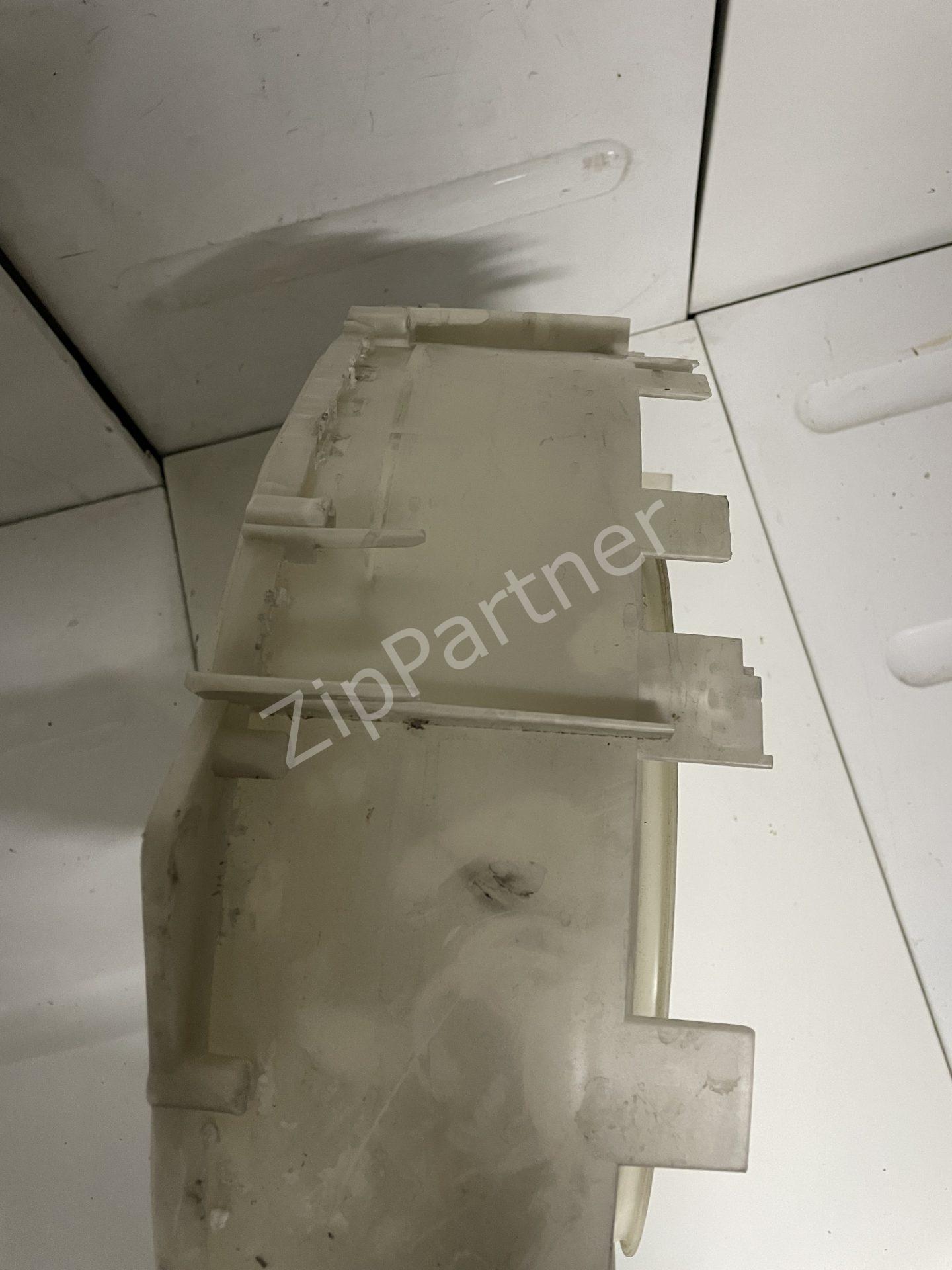 Передний полубак Bosch, Siemens 9000169168 (б/у) — изображение 6