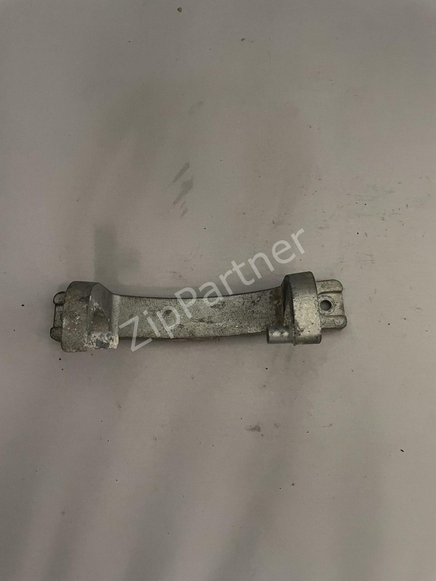 Петля люка Beko 2813180100 (б/у)