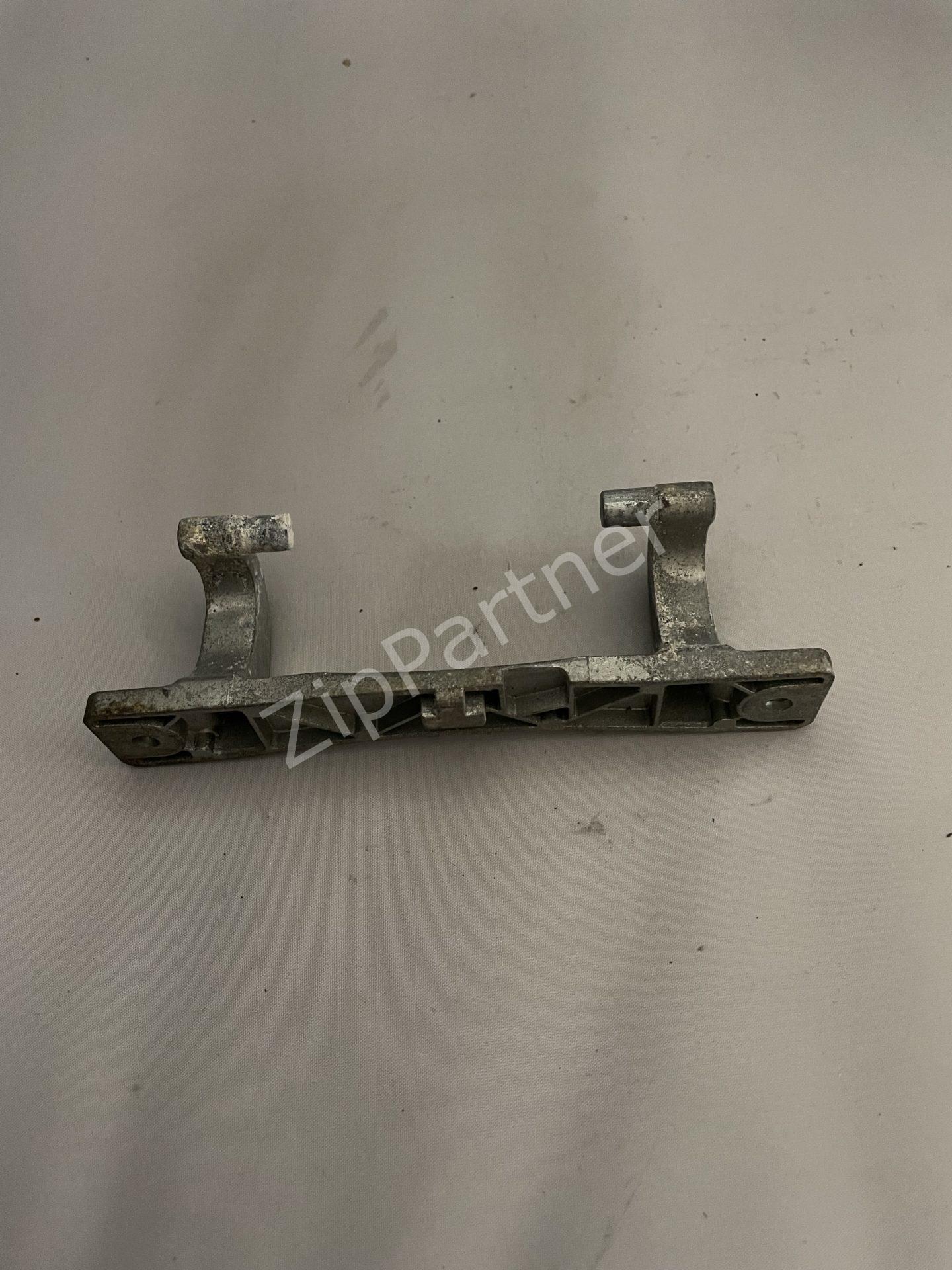 Петля люка Beko 2813180100 (б/у) — изображение 2