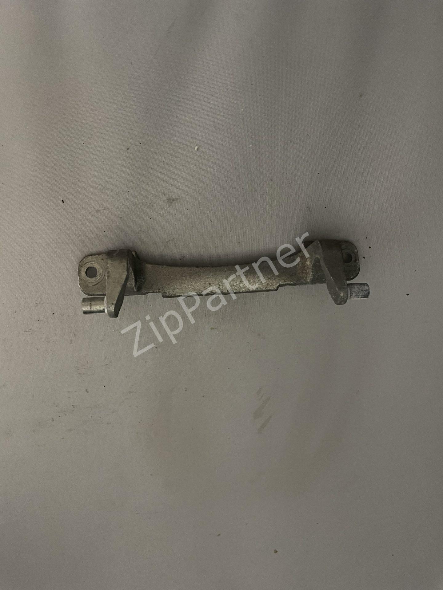 Петля люка Beko 2905710100 (б/у)