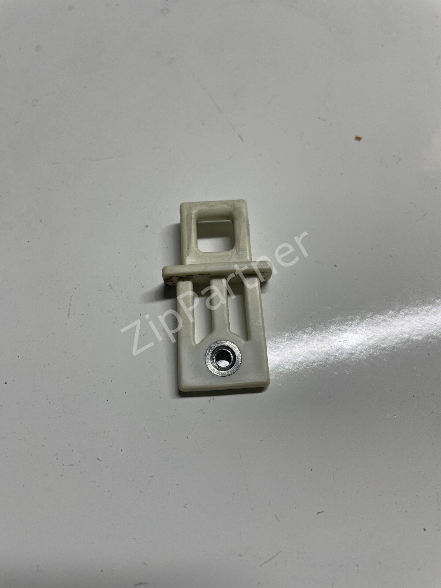 Фиксатор замка Gorenje Hansa Kaiser Korting Teka 1030695 (б/у)