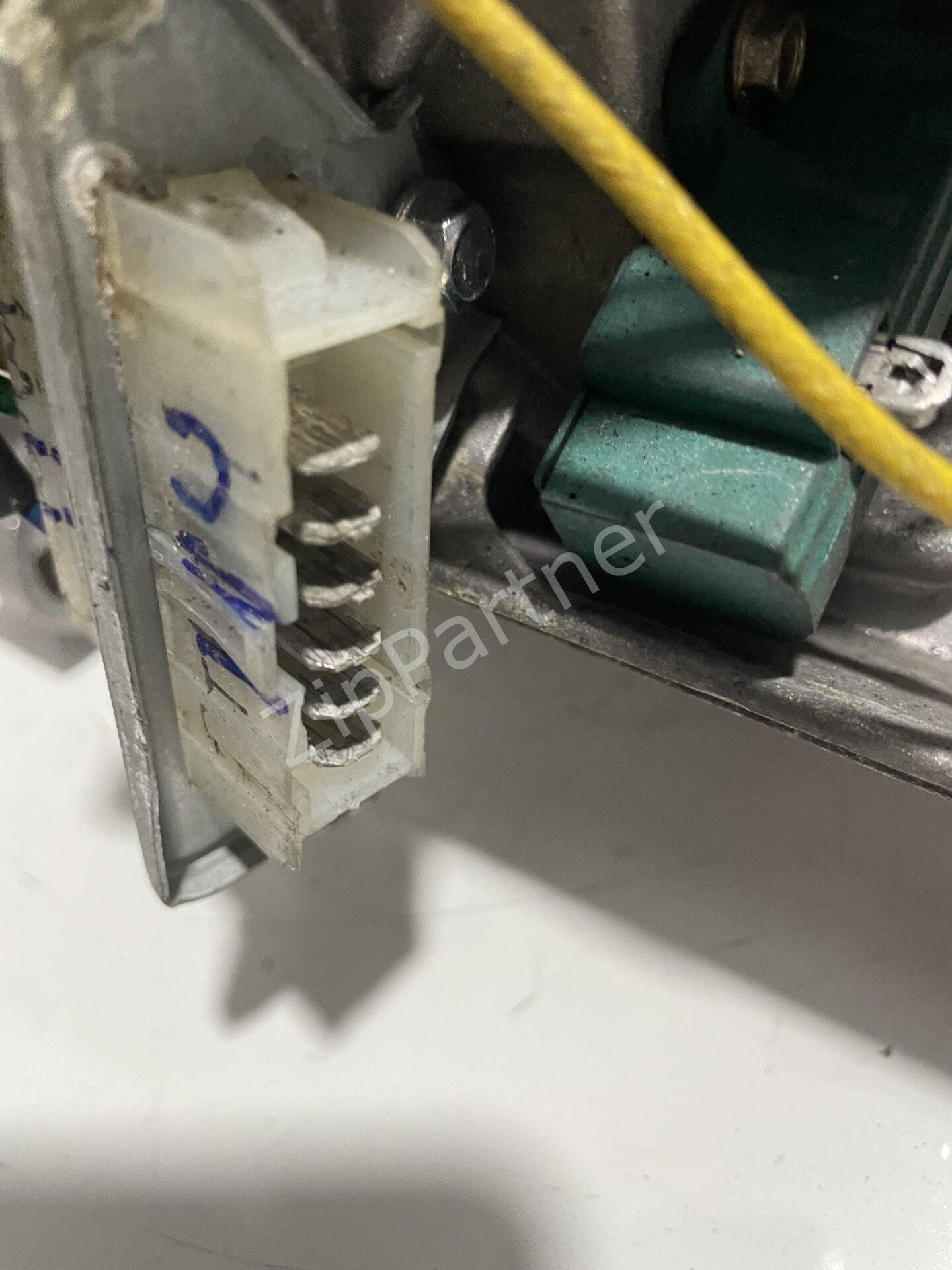 Двигатель 1261307 AEG Candy Electrolux Zanussi (б/у) фото #5