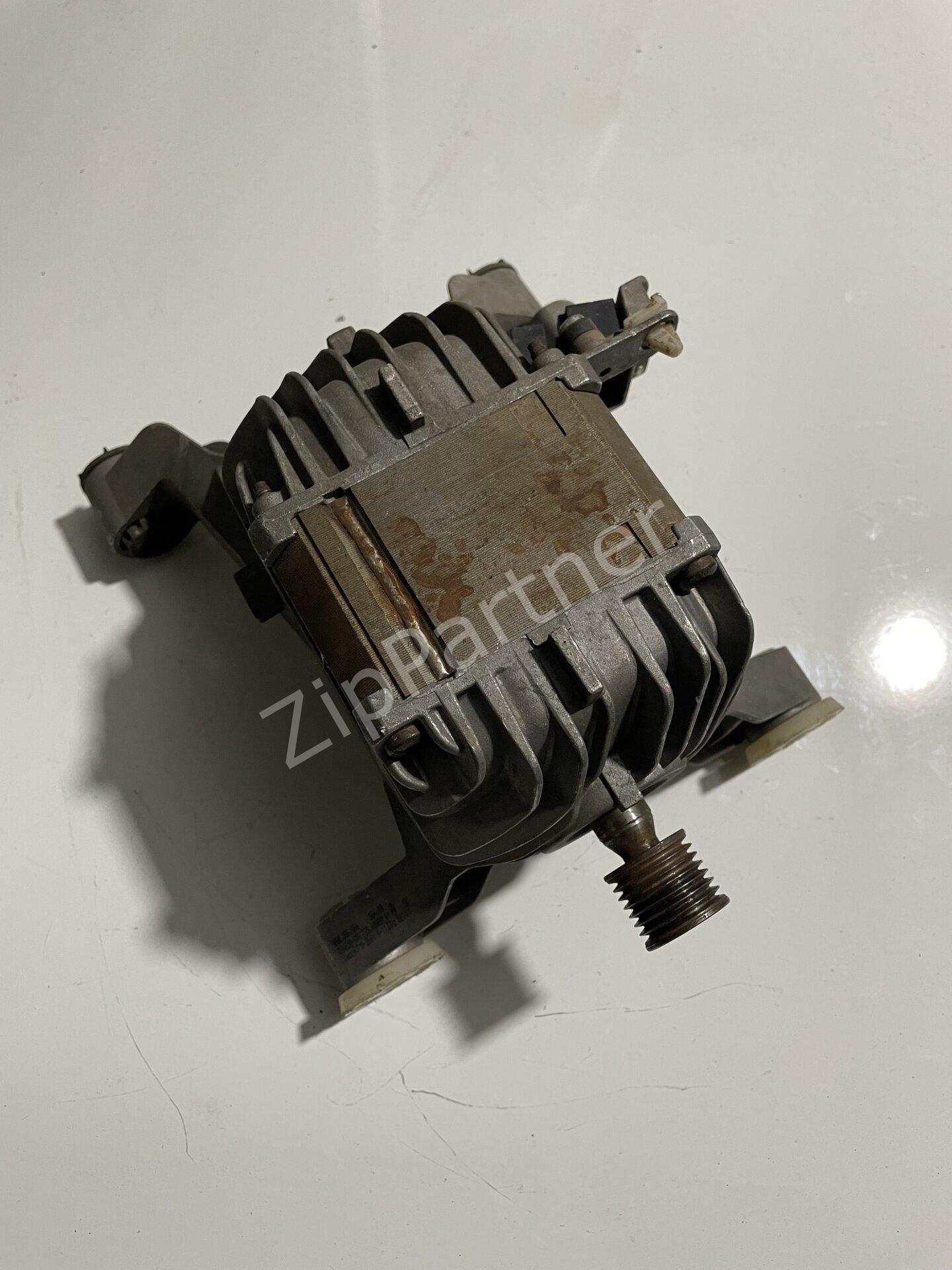 Двигатель Bosch Siemens 1261270 (б/у) фото #1