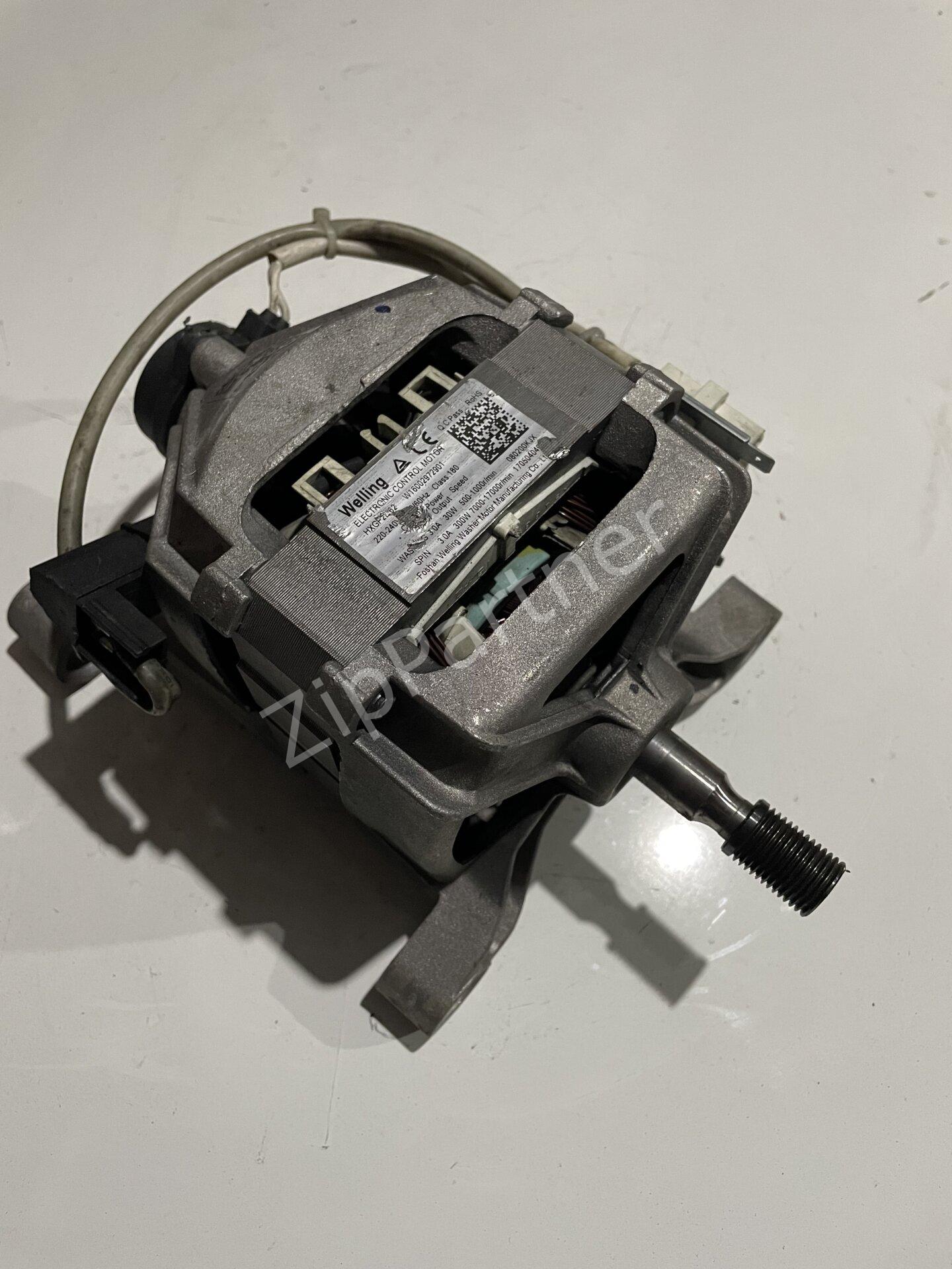 Двигатель Ariston Indesit C00305068 (б/у) фото #1