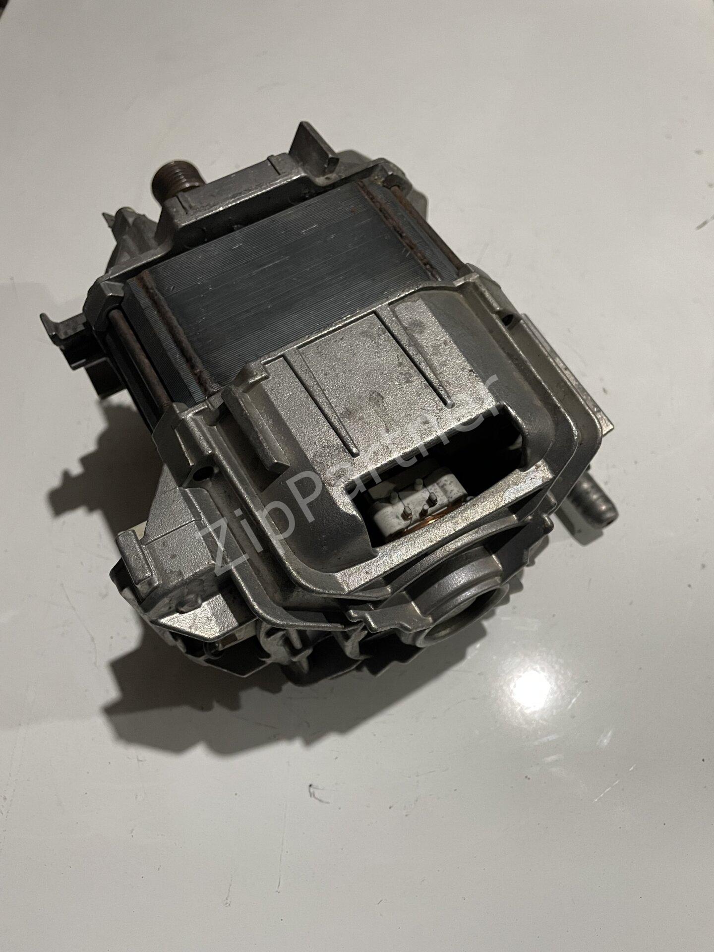 Двигатель Bosch Siemens 141667 (б/у) фото #2