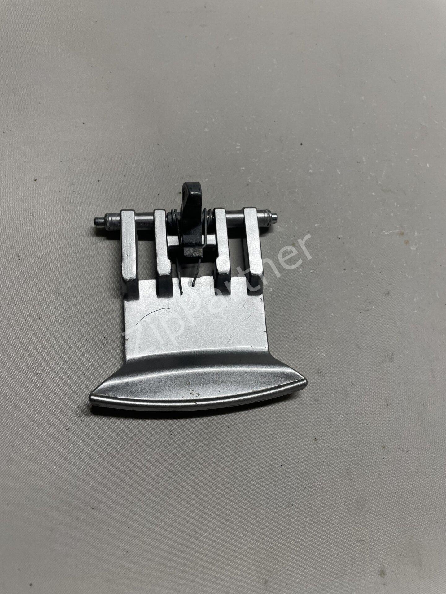 Ручка люка 110500200 AEG Ardo Electrolux Kaiser Zanussi (б/у) фото #1