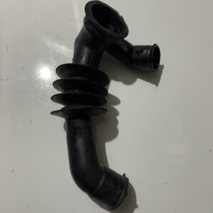 Сливной патрубок Haier 0020301555 (б/у)