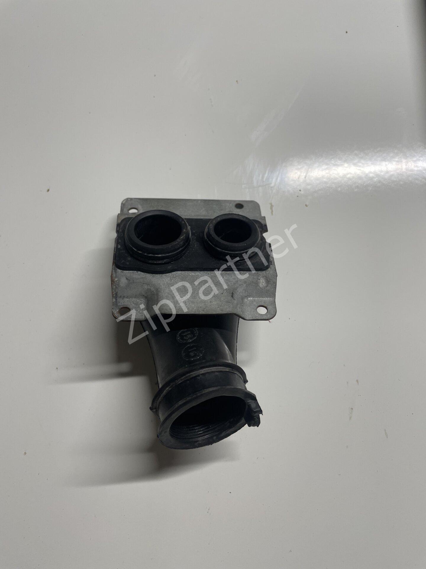 Патрубок Ariston Indesit C00305448 (б/у) фото #3