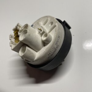 Прессостат Ariston, Indesit, Whirlpool 16060008101 (б/у)