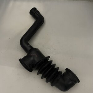 Заливной патрубок Ariston, Indesit C00281835 (б/у)