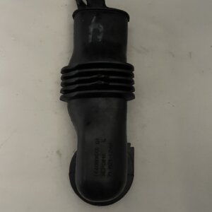 Заливной патрубок Ariston, Indesit C00299516 (б/у)