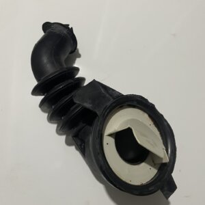 Сливной патрубок Miele 05941020 (б/у)