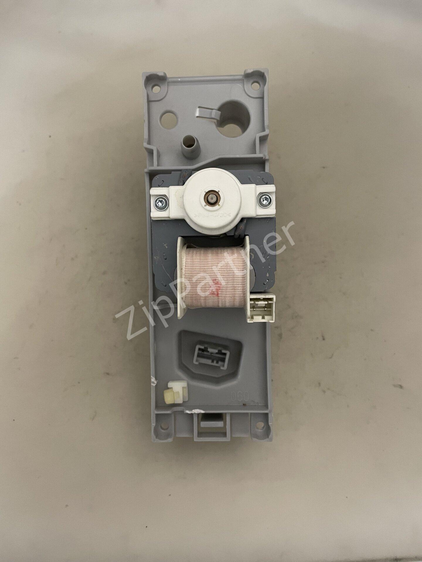 Насос Bosch Siemens 651615 (б/у) фото #2