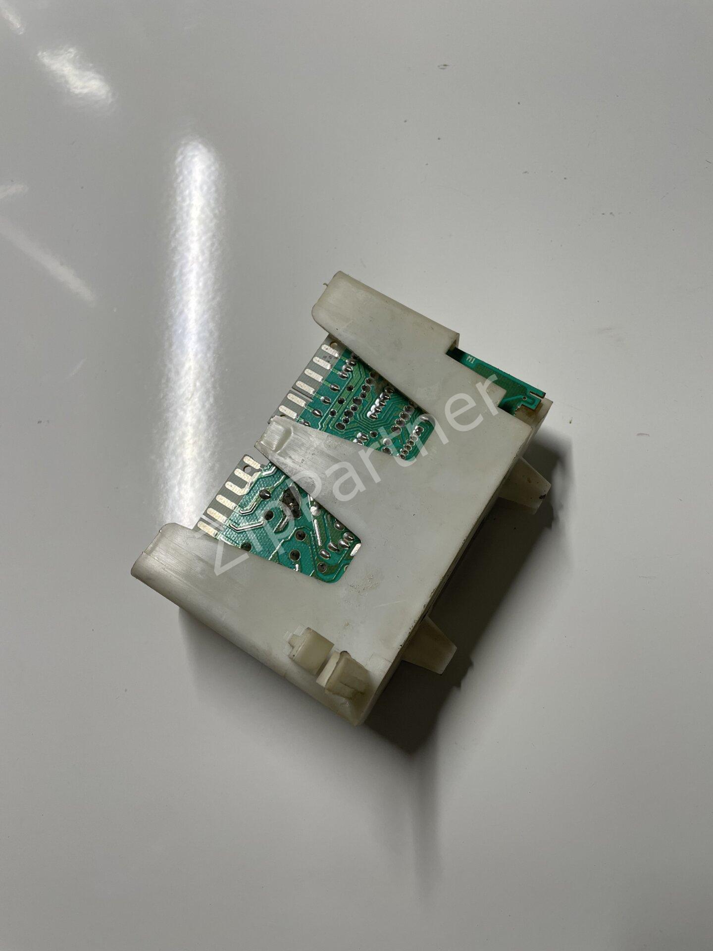 Плата двигателя C00051331 Ariston Indesit (б/у) фото #2