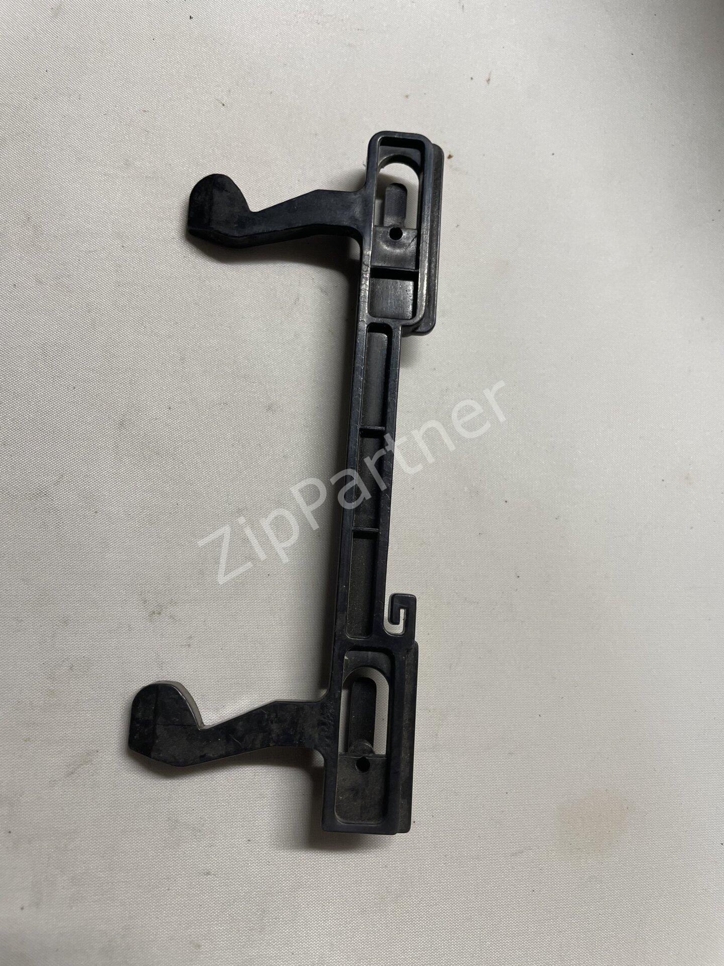 Крючок дверцы Bosch Siemens 00632645 (б/у) фото #2