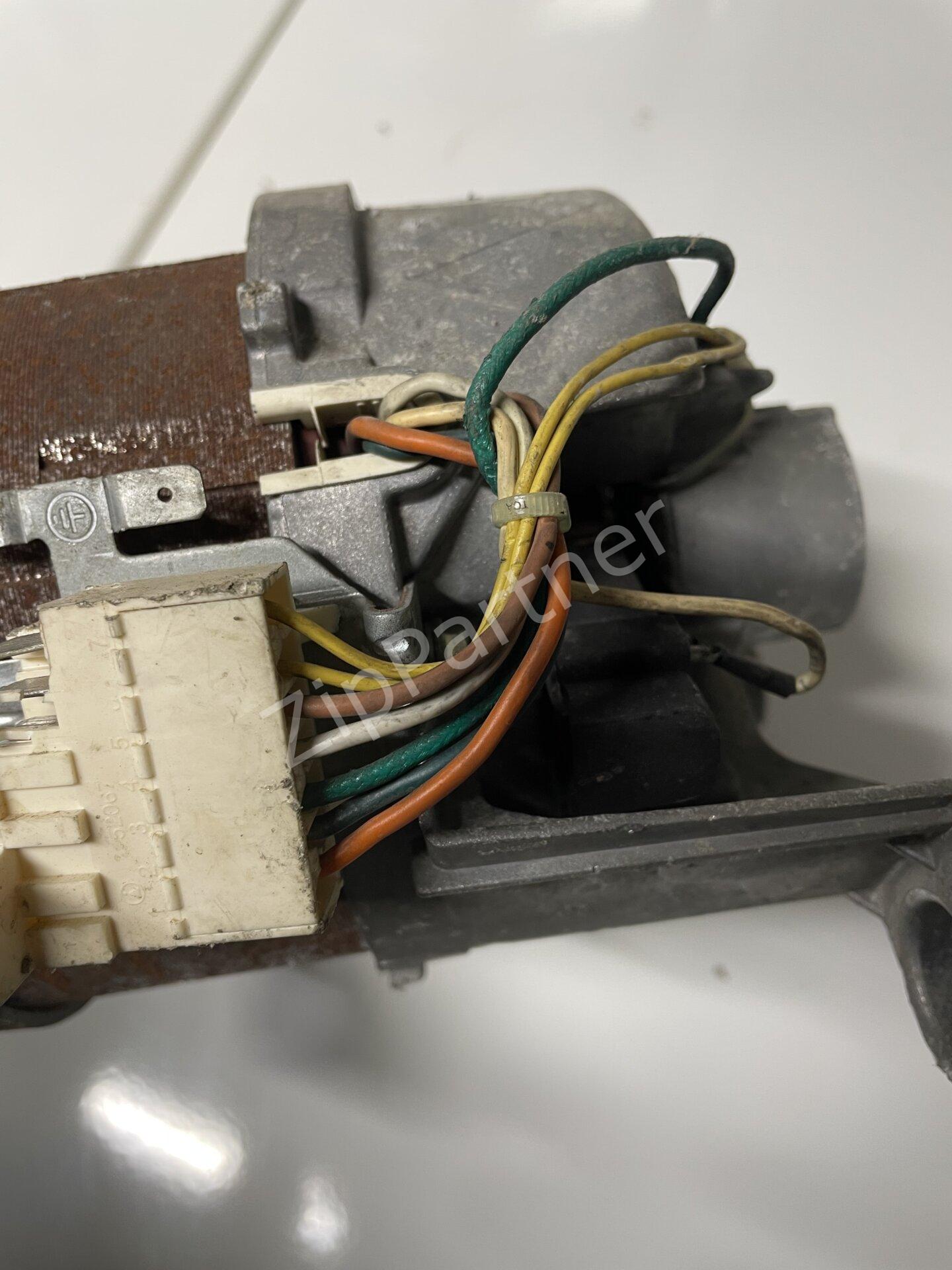 Двигатель AEG Electrolux Zanussi 132712604 (б/у) фото #5