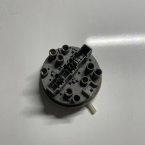 Прессостат Miele 75/35, 160/105-270, 3636972 (б/у)
